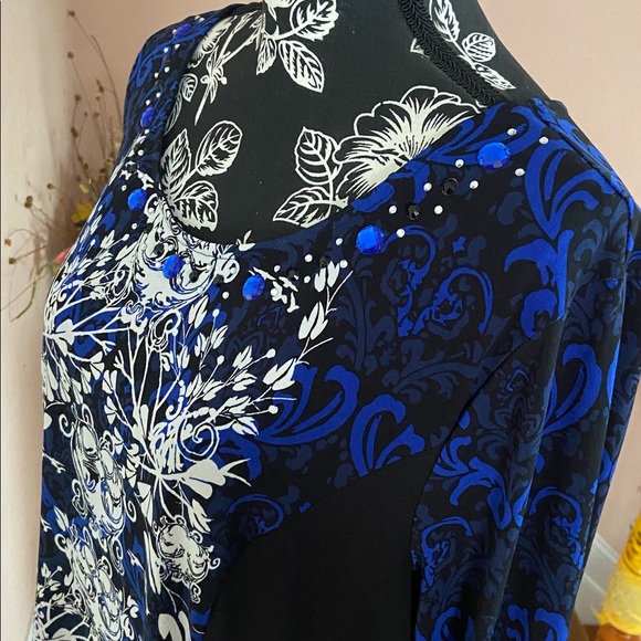 Long Sleeve Tunic Top - Picture 3 of 7